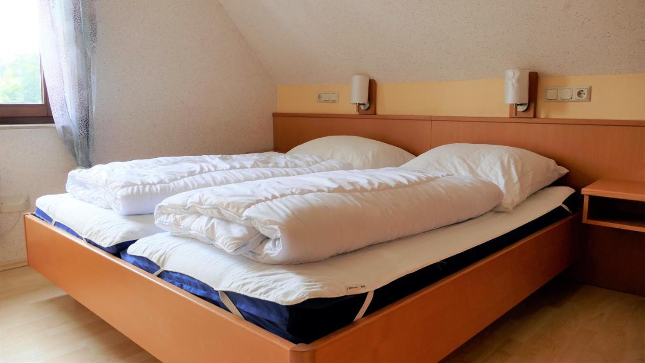 Helles Ferienhaus Im Landhausstil Fuer Bis Zu 10 Personen Frielendorf Exterior photo